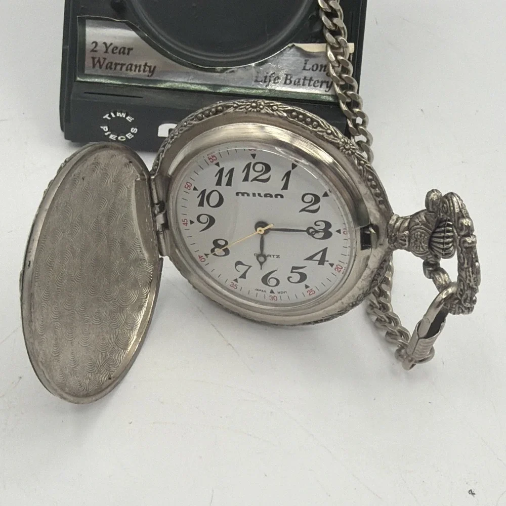 Milan Pocket Watch Bird Hunting Dog Theme Needs New Battery